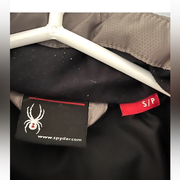 Spyder Kids' Tan Puffer Jacket SIZE SMALL (boys 4-6) - Picture 4 of 4